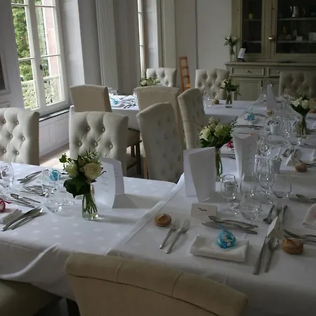 Chambres D'hotes Le Domaine De Stanislas Bed and Breakfast