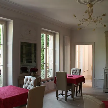 Chambres D'hotes Le Domaine De Stanislas Bed & Breakfast