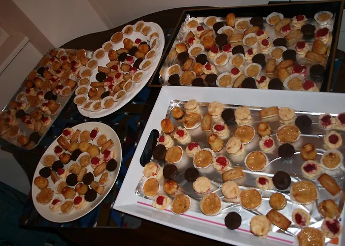 Chambres D'hotes Le Domaine De Stanislas Bed & Breakfast