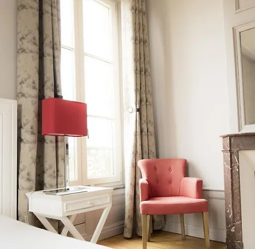 Chambres D'hotes Le Domaine De Stanislas Bed & Breakfast 5*