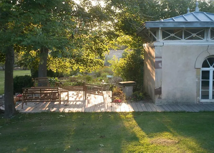 Chambres D'hotes Le Domaine De Stanislas Bed & Breakfast